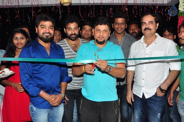 kevin dance and fitness studio,surendar reddy,sivabalaji,kevin  కెవిన్ డాన్స్ & ఫిట్ నెస్ స్టూడియో ప్రారంభం! 